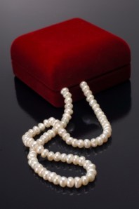 Pearls Suat Eman